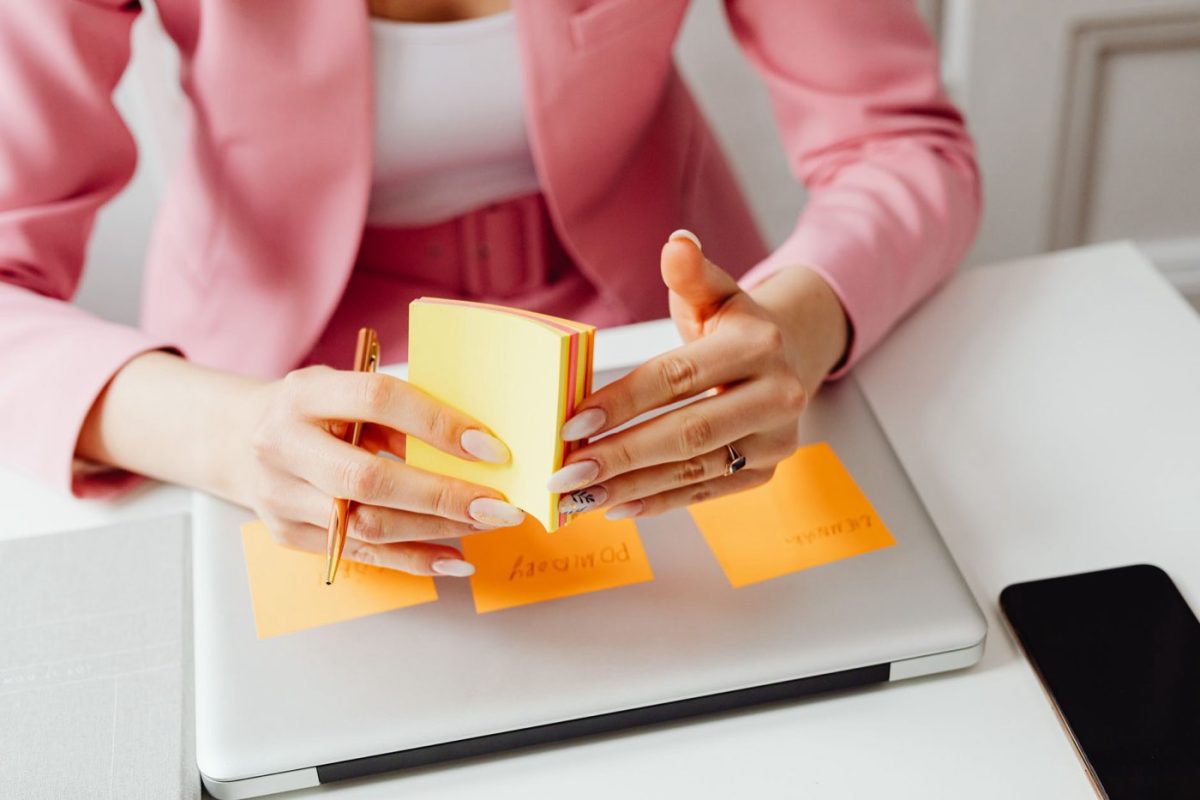 Comparatif des outils pour recherche produit et utilisateurs